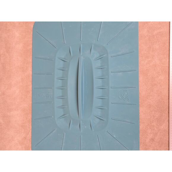 Norwex Silicone Lid - Picture 1 of 4